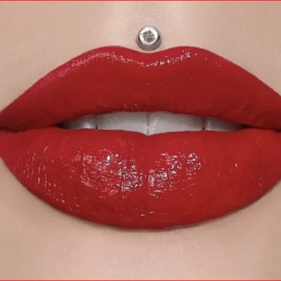 Jeffree Star Other - RED AFFAIR JEFFREE STAR -  supreme gloss